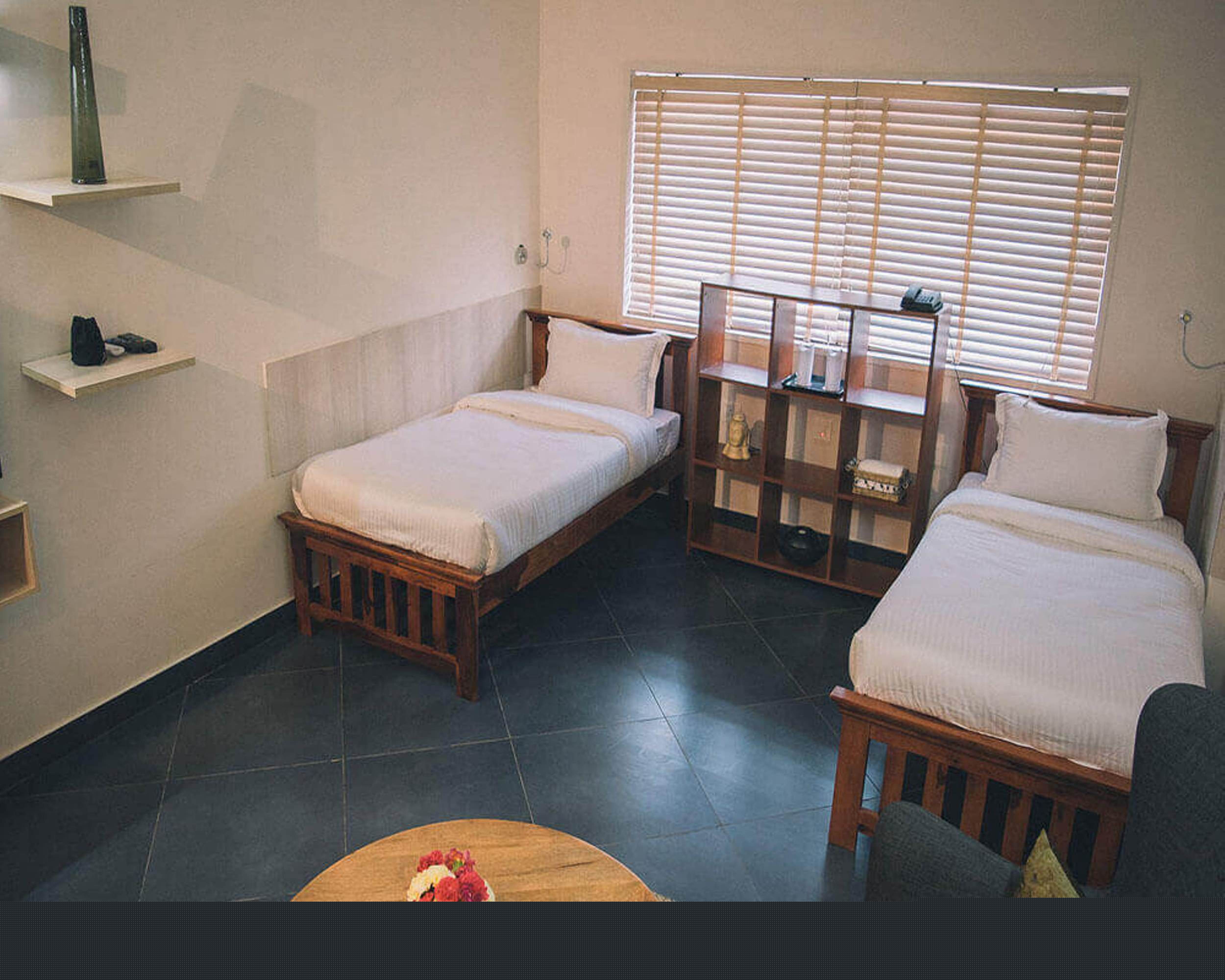 Classy Residency-Delux